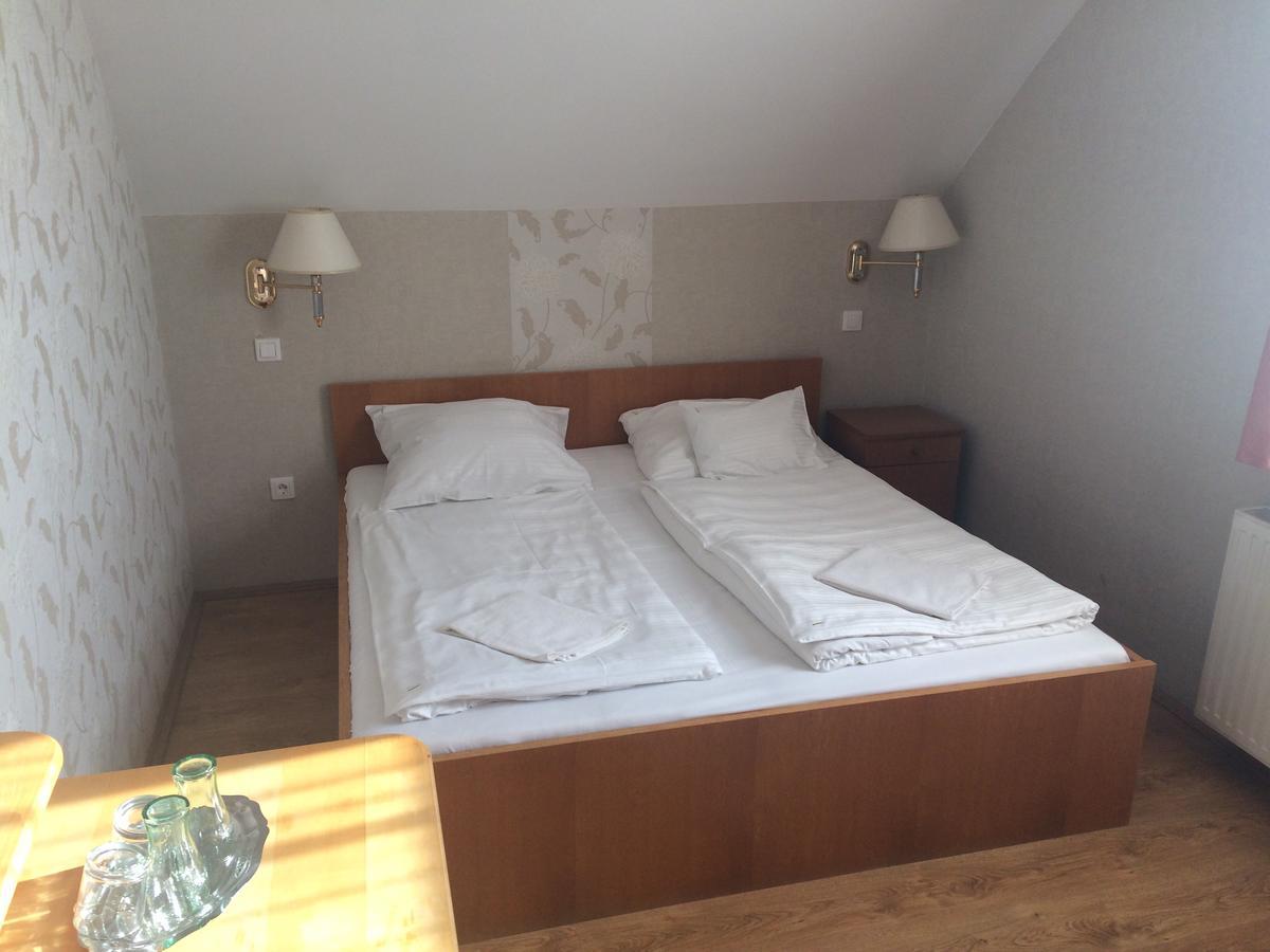 Venusz Panzio Es Vendeglo Bed and Breakfast Bagod Buitenkant foto