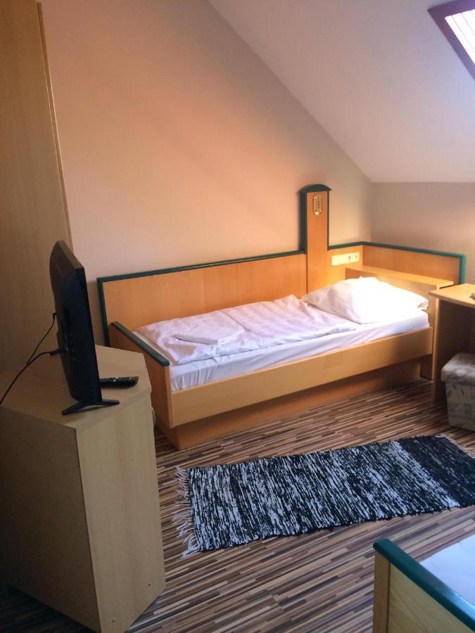 Venusz Panzio Es Vendeglo Bed and Breakfast Bagod Buitenkant foto