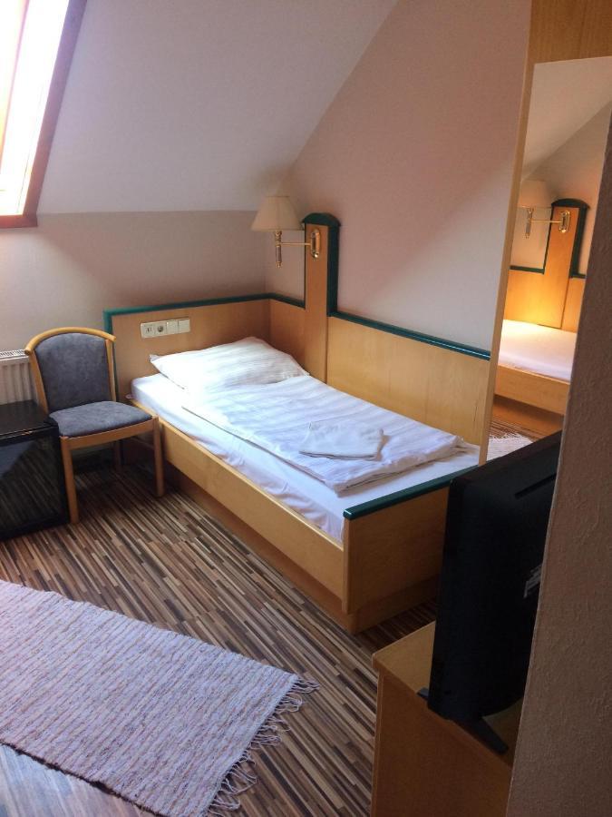 Venusz Panzio Es Vendeglo Bed and Breakfast Bagod Buitenkant foto